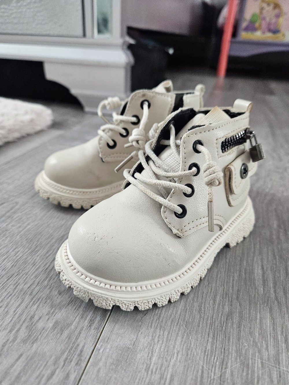 Kids Cream Lace-Up Ankle Boots